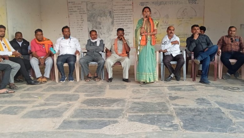 प्रधानमंत्री आवास योजना का लाभ लेने के लिए हितग्राही लालायित : गीता घासी साहू