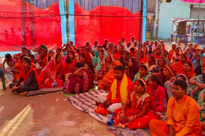लखोली की पावन धारा में संगीतमय श्रीमद् भागवत महापुराण में शामिल हुए आशीष डोंगरे