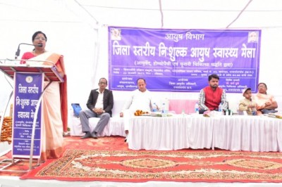आयुर्वेद चिकित्सा पद्धति का उपयोग स्वस्थ एवं निरोग रहने के लिए कारगर- महापौर श्रीमती हेमा देशमुख
