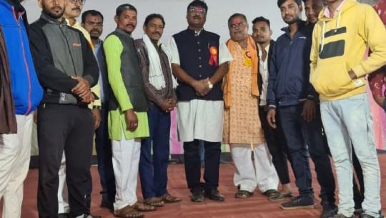 रामायण में जीवन जीने की संपूर्ण कला समाहित - राजेश श्यामकर0 परसबोड, झूराडबरी में रामायण कार्यक्रम व बिहावबोड में सांस्कृतिक मंडई मेला कार्यक्रम में पहुंचे