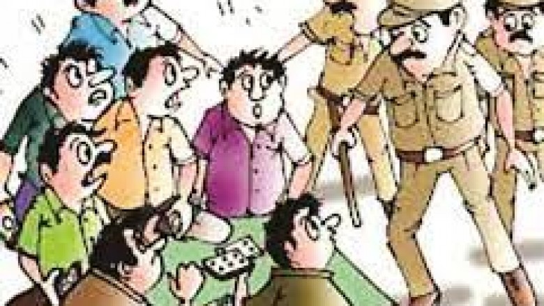 खैरा नवापारा में जुआ सट्टा खिलाने वाला आरोपी गिरफ्तार :