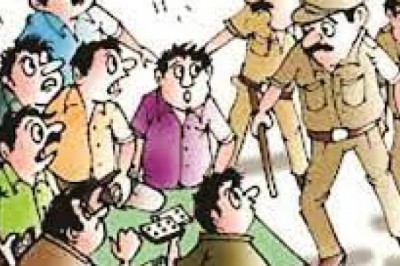 खैरा नवापारा में जुआ सट्टा खिलाने वाला आरोपी गिरफ्तार :