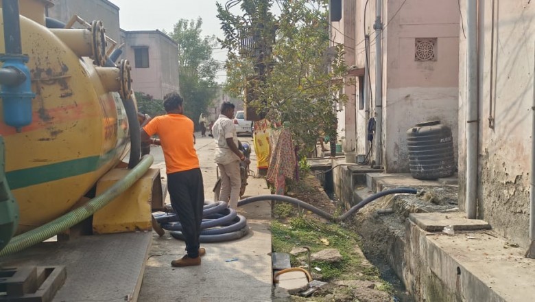 पेन्ड्री में आई.एच.एस.डी.पी. योजनांतर्गत निर्मित आवास कालोनी में चला स्वच्छता अभियान :