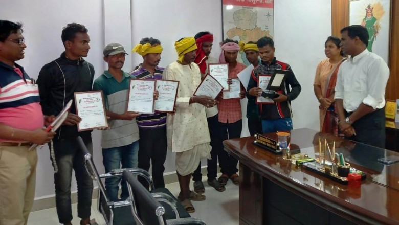 कलेक्टर से युवा महोत्सव के विजेता खिलाडिय़ों ने की मुलाकात :