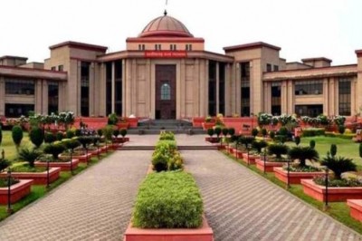 CG आरक्षण मामले में राज्यपाल को हाईकोर्ट ने जारी किया नोटिस, इतने दिनों में मांगा जवाब :