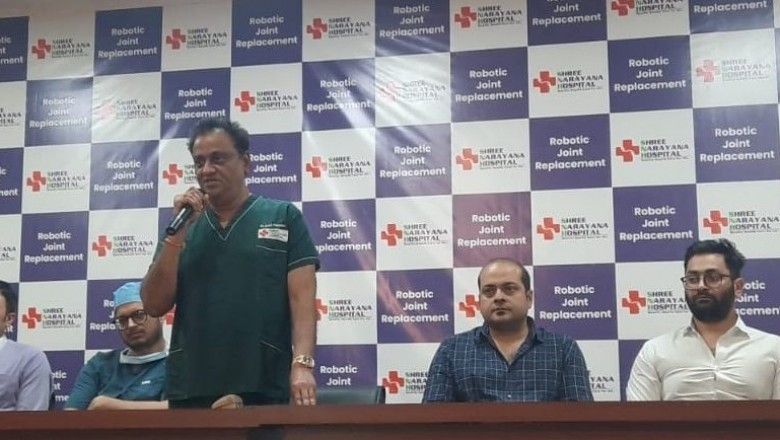 50 वीं रोबोटिक नी रिप्लेसमेंट सर्जरी में मरीज हुए रूबरू ,प्रदेश के कई शहरों से नी रिप्लेसमेंट करने मरीज पहुंच रहे श्री नारायणा हॉस्पिटल :