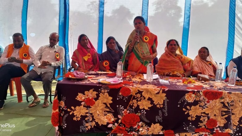 आदिवासी पैकरा कंवर समाज भवन का लोकार्पण अध्यक्ष गीता घासी साहू ने किया