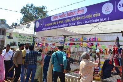 बिहान मेला में समूह की महिलाओं की हुनर से बन रही पहचान :