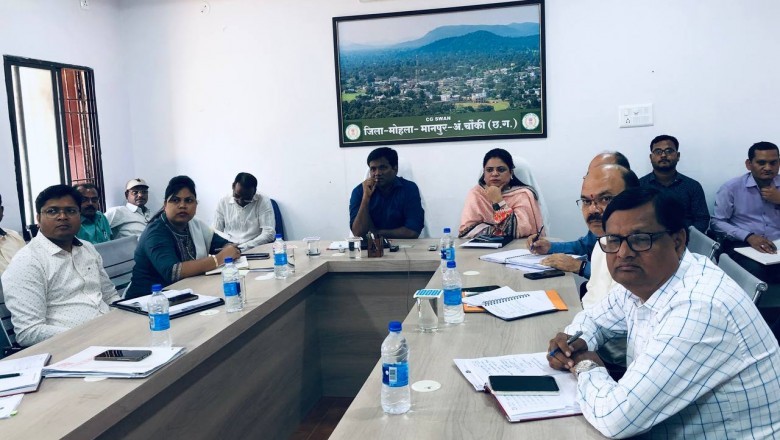 शासन की योजनाओं से ग्रामवासियों को अधिक से अधिक लाभान्वित करने की जरूरत - कलेक्टर :