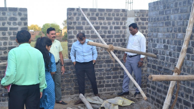 कलेक्टर ने किया डोंगरगढ़ में बन रहे गढ़ कलेवा का निरीक्षण :