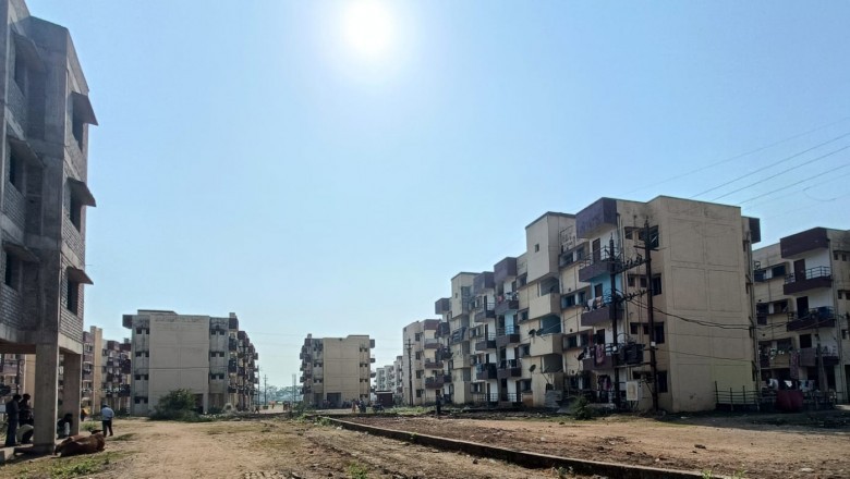 मोर मकान मोर आस योजनान्तर्गत आज निगम सभागृह में लॉटरी के माध्यम से आवास आबंटन :