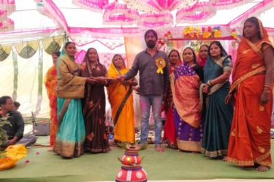 बेलरगोंदी फाग एवं झांकी प्रतियोगिता मे शामिल हुए जगजीत सिंह भाटिया