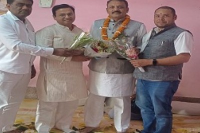 जिला कांग्रेस कमेटी अध्यक्ष पदम कोठारी के 3 वर्ष कार्यकाल पूरा होने पर पदाधिकारियों एवं कार्यकर्ताओं ने दी बधाई