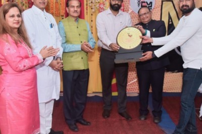 सीसीएम मे वार्षिक स्नेह सम्मेलन मेडि-मड़ई आयोजित :
