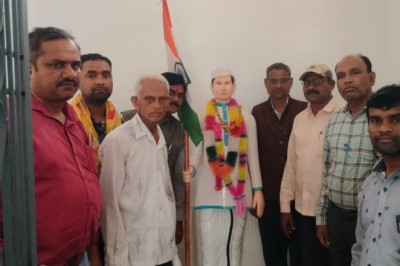 शहीद ग्राम बादराटोला में पुरवाही की मासिक गोष्ठी आयोजित0 स्वतंत्रता संग्राम में छुरिया ब्लॉक के योगदान पर सार्थक परिचर्चा हुई  :