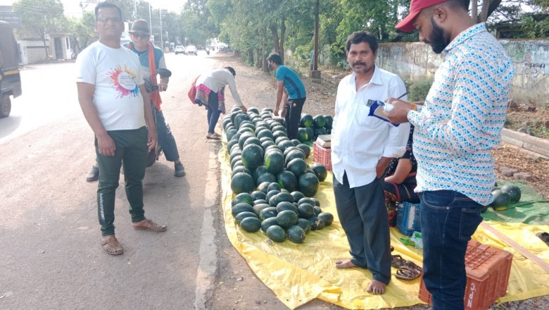 समझाइस का असर नही तो निगम ने सड़क पर फल,सब्जी व अन्य सामान बेच रहे दुकानदारों पर लगाया जुर्माना: