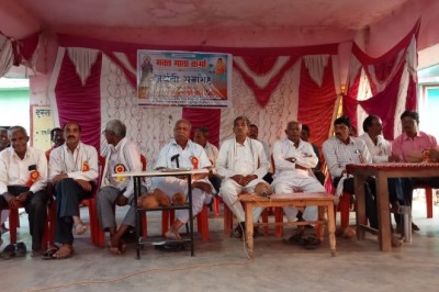कुहीखुर्द में धूमधाम से मनाया माता कर्मा जयंती: