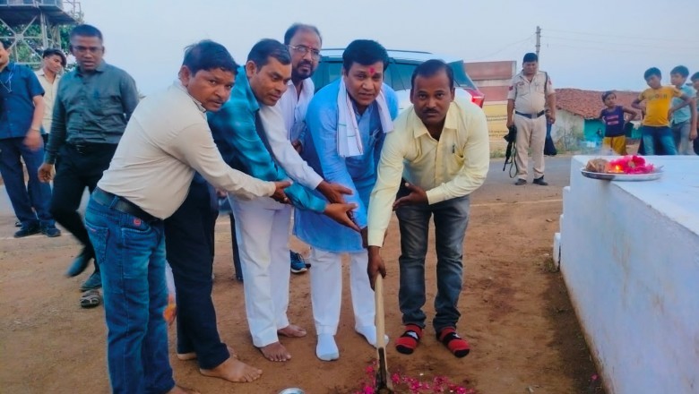 भुनेश्वर शोभा राम बघेल ने किया पटेल समाज भवन का भूमिपूजन व अन्य विकास कार्यों का लोकार्पण :