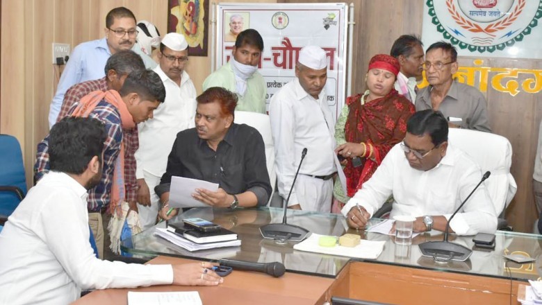 कलेक्टर ने सहानुभूतिपूर्वक सुनी नागरिकों की समस्याएं :
