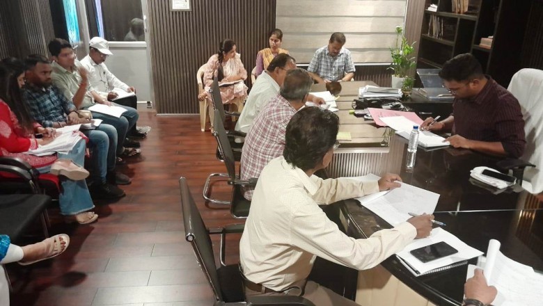 आयुक्त अभिषेक गुप्ता ने ली तकनीकि अधिकारियों की बैठक :