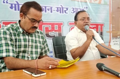 नगर निगम में आवास मेला-50 से अधिक लोग पहुचे, स्वयं के आवास के लिये दिखायी उत्सुकता :