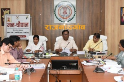 किसानों को खाद बीज की ना हो दिक्कत - कलेक्टर  :