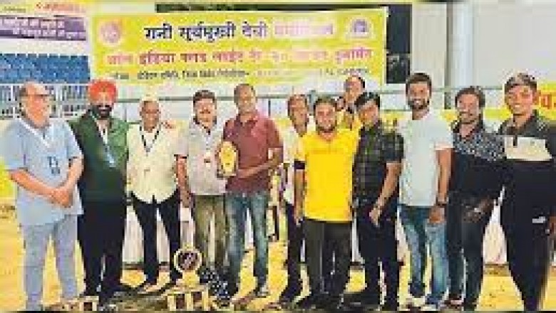 क्रिकेट को बढ़ावा देने के लिए डीसीए ने माहेश्वरी पंचायत का किया सम्मान...