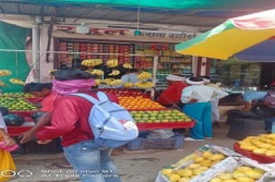 मोतीपुर क्षेत्र में चला निगम का प्रतिबंधित प्लास्टिक अभियान...