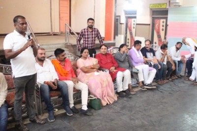 आस्था महाकाल यात्रा: आठ स्थानों पर निकलेगी महाकाल यात्रा,बैठक में रूट तय और सहभागिता कीअपील की ...