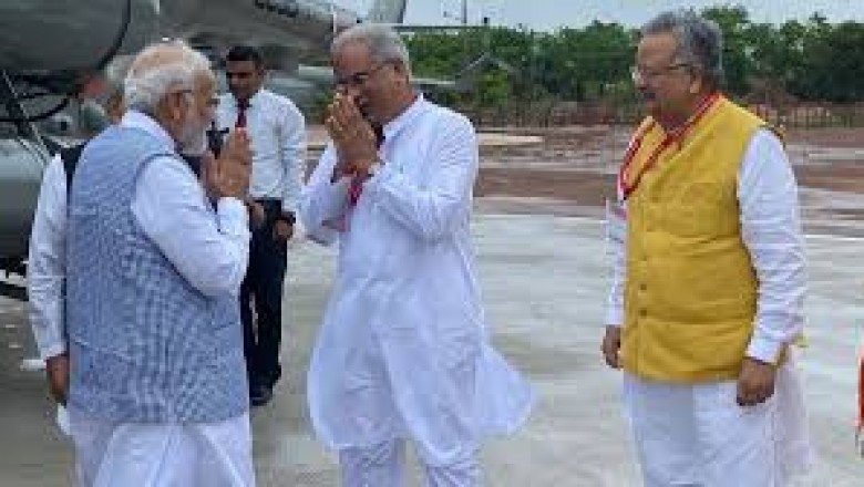 पीएम मोदी ने जय जोहार से किया लोगों का स्वागत :30 मिनट के भाषण में कांग्रेस पर हमला, कहा- छत्तीसगढ़ को भाजपा ही समझती है ...