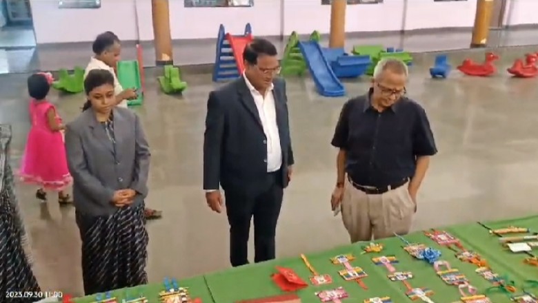 महावीर जैन पब्लिक स्कूल पुलगांव दुर्ग में विज्ञान प्रदर्शनी" सविष्करा "2023 एग्जीबिशन ऑफ टेलेंट का आयोजन