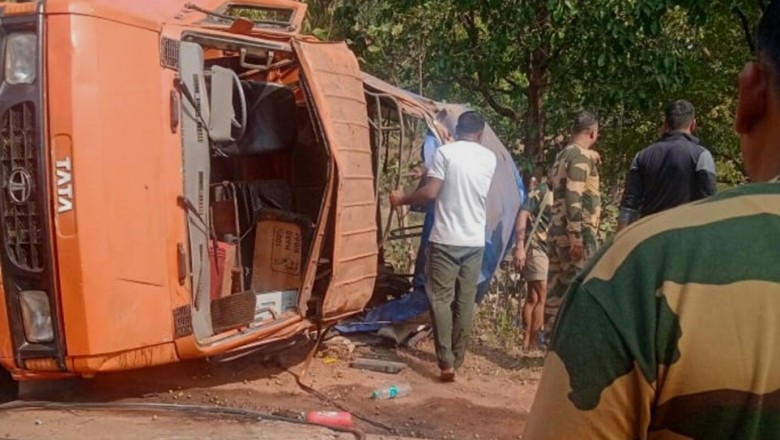 नारायणपुर में बीएसएफ के जवानों की गाड़ी हुई दुर्घटना शिकार, 15 जवान घायल, 5 की हालत गंभीर