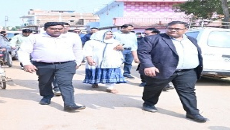 प्रधानमंत्री जनजाति आदिवासी न्याय महाभियान 15 जनवरी को पोंड में कलेक्टर अग्रवाल ने कार्यक्रम स्थल का किया निरीक्षण
