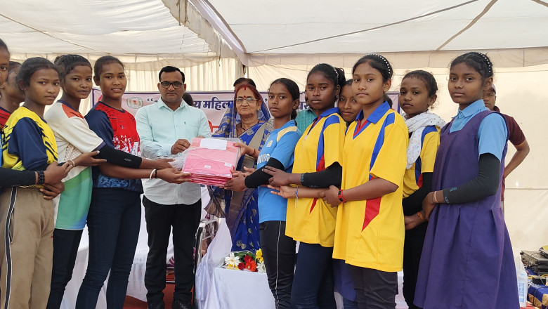 अंतर्राष्ट्रीय महिला दिवस के अवसर पऱ जिला स्तरीय महिला खेल प्रतियोगिता का आयोजन