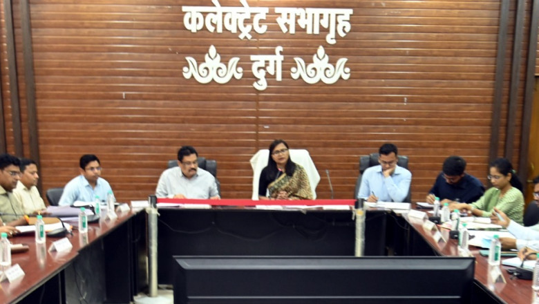 कलेक्टर एवं जिला निर्वाचन अधिकारी के बिना अनुमति कोई भी अधिकारी/कर्मचारी मुख्यालय नहीं छोड़ेंगे