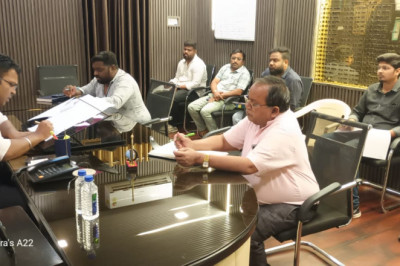 आयुक्त ने ली जल विभाग व अमृत मिशन के अधिकारियों की बैठक