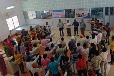 लोकसभा निर्वाचन 2024 के लिये निगम में सतप्रतिशत मतदान करने एवं मतदान के लिये प्रेरित करने अधिकारियों व कर्मचारियों ने ली शपथ