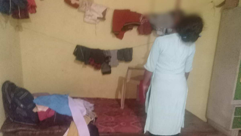 होली के दूसरे दिन छात्रा की घर में लटकी मिली लाश, इलाके में फैली सनसनी, जांच में जुटी पुलिस