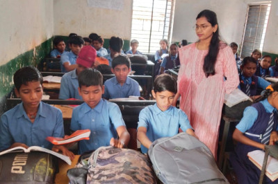 ’एसडीएम ने स्कूल हरदी से अनुपस्थित प्रधान पाठक को कारण बताओं नोटिस जारी करने के दिए निर्देश’