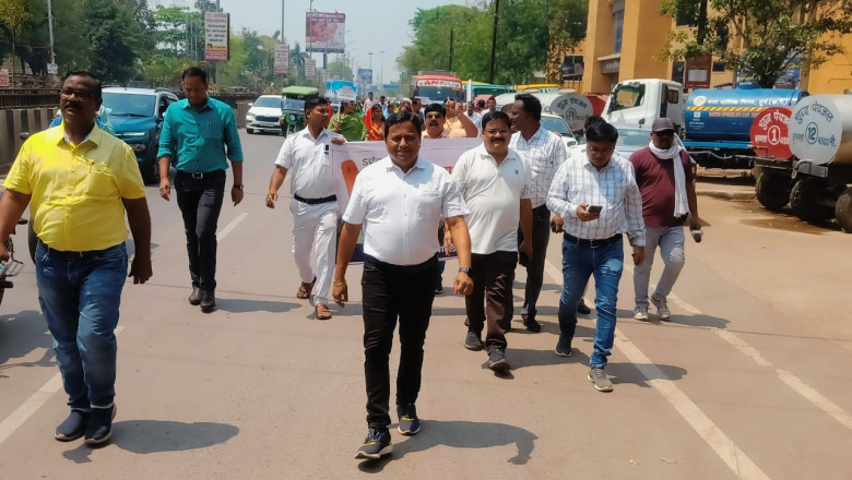 नगर निगम अधिकारी/कर्मचारियो ने मतदाताओं को प्रोसाहित करने निकाली मतदाता जागरूकता रैली: