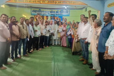 खुज्जी विधायक भोलाराम साहू ने चौकी शहर और ग्रामीण सेक्टर की ली बैठक