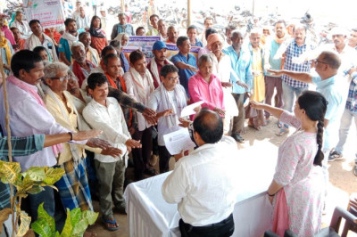 स्वतंत्र, निष्पक्ष, शांतिपूर्ण एवं अन्य किसी भी प्रलोभन से प्रभावित हुए बिना निर्वाचन में अपने मताधिकार का उपयोग करने ली गई शपथ