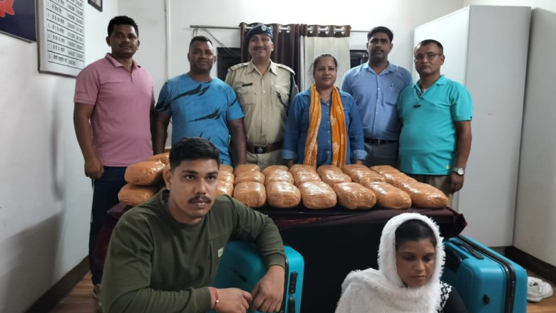 रायपुर रेलवे स्टेशन में मंदिरहसौद की टास्क टीम ने पकड़ा 6.36 लाख का गांजा, युवक-युवती गिरफ्तार… ऐसे हुआ शक