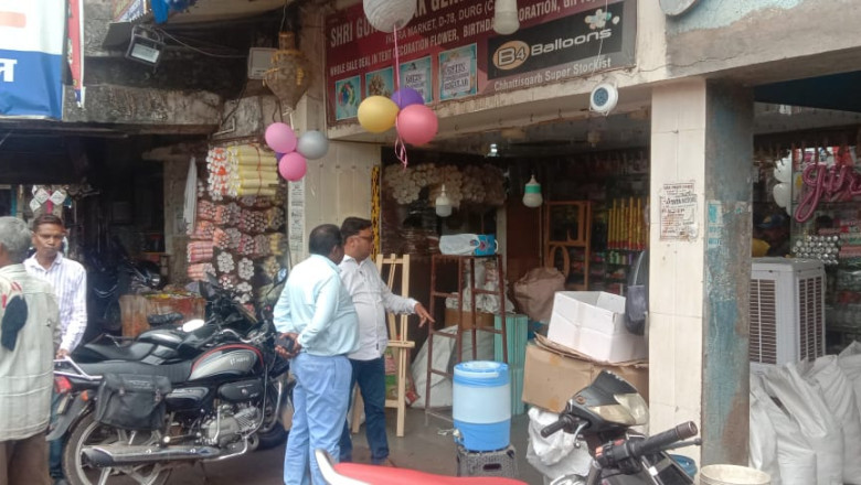 दुर्ग के सबसे व्यस्त इंदिरा मार्केट व तकिया पारा में निगम का अतिक्रमण के खिलाफ एक्शन: