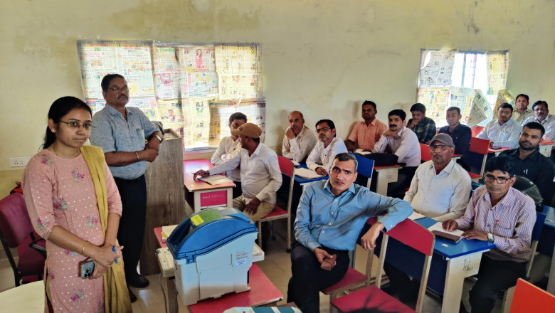 मतदान अधिकारी क्रमांक 02 व 03 का दो दिवसीय जिला स्तरीय प्रशिक्षण संपन्न