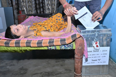 वरिष्ठ नागरिक एवं दिव्यांगजनों में होम वोटिंग को लेकर रहा काफी उत्साह