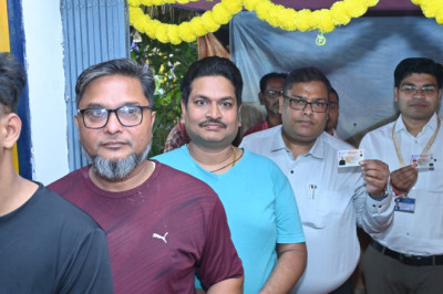 कलेक्टर दीपक कुमार अग्रवाल और सीईओ रीता यादव ने किया मतदान