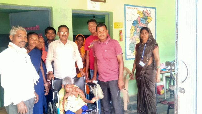 खोराटोला मे 110 वर्षीय कमला बाई ने मतदान किया