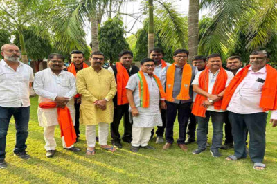 वित्त मंत्री चौधरी के समक्ष पीएम मोदी के नेतृत्व पर जताया विश्वास,जिला पंचायत सदस्य सहित कांग्रेस नेताओं ने थामा भाजपा का दामन...