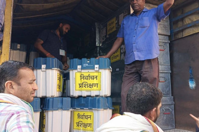 अधिकारी-कर्मचारियों को दो दिन दिया जाएगा प्रशिक्षण,लोकसभा चुनाव की तैयारी ने पकड़ी रफ्तार...
